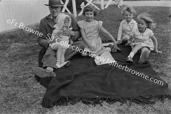 ALO & CLARE CARTON WITH COSTELLOE CHILDREN